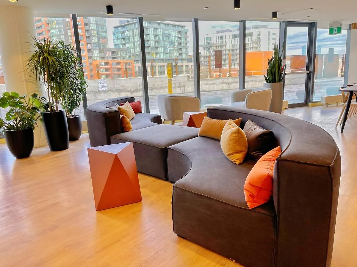 Exquisite Condo By Exhibition Place Downtown Toronto Canada